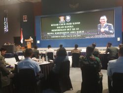 Komandan Lanal Bandung Sambut Dan Dampingi Kasad Dalam Rangka Pengarahan Dan Kuliah Umum Kepada Resimen Mahasiswa Mahawarman Jabar