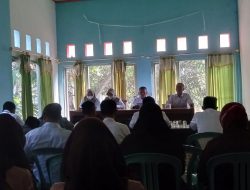 Rapat Minggon, Kades Telukbuyung Ajak Persiapan HUT RI Ke 77 dan Sukseskan Program BIAN