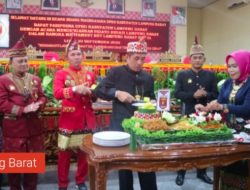 Rapat Paripurna DPRD Lambar, Dalam Rangka Pringati HUT Ke – 31 Kabupaten Lambar