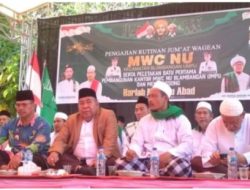 KH. Nurhuda Ketua PCNU Kabupaten Way Kanan Letakkan Batu Pertama Pembangunan Gedung MWC NU Blambangan Umpu
