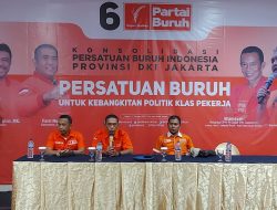 PARTAI BURUH DKI JAKARTA GELAR RAPAT AKBAR PERSATUAN BURUH