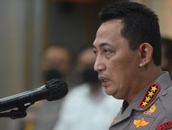 Kapolri Jenderal Listyo Sigit Prabowo memberikan instruksi penting ke jajarannya