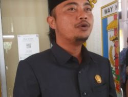 Rapat Paripurna DPRD Way Kanan,,, Aburizal Setiawan Kecam Mafia Pupuk Bersubsidi