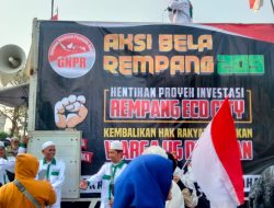 AKSI Lahos SKI Demo GNPR BELA REMPANG DIDEPAN PATUNG KUDA