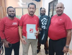 Kaesang Pangarep dan Raja Juli Antoni Serahkan Rekomendasi