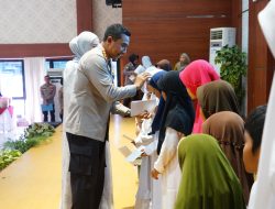 Jumat Berkah, Polres Metro Bekasi Santuni Anak Yatim dan Piatu