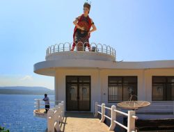 Banyuwangi Ku Teruslah Maju,Tidak Usah Pedulikan Mereka Yang Halu, Masyarakat Mu Selalu Ada Bersama Mu.