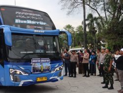 Polres Majalengka Amankan Pelepasan Keberangkatan Jemaah Calon Haji Tahun 1446H/2025 M Gelombang Dua