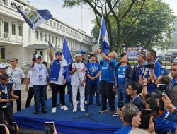 Bobotoh Ramaikan Pawai Kemenangan Persib Bandung: Polda Jabar Kerahkan Ribuan Personel Jaga Kondusifitas