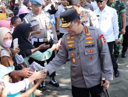 Kapolri Tegaskan Komitmen Polri Dukung Ketahanan Pangan Lewat Penanaman Jagung Serentak di Grobogan