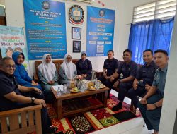 Perwira Tertua Lanal Sabang Terima Courtesy Call Ketua Pengurus Yayasan Hang Tuah Cabang Belawan di Mako Lanal Sabang