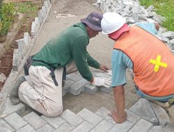 Pembangunan Jalan Lingkungan di Rancabuaya Dorong Akses Ekonomi Warga