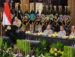 Rilis Akhir Tahun 2025, Kapolri Tegaskan Tiga Komitmen Presisi dan Paparkan Penindakan Tegas Internal Polri