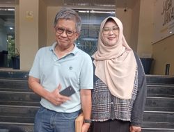 Rocky Gerung: Riset Akademik Tidak Bisa Dipidana, Bela Dokter Tifa di Kasus Ijazah Jokowi