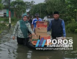 warga kampung sungai atap segara jaya terima bantuan. Umronah Haf Sigap turun langsung ke lokasi banjir