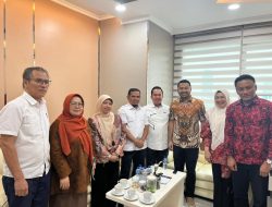 Dorong Percepatan Perbaikan Jalan Nasional dan Pengembangan Pengolahan Sampah Terpadu. Pemkab solok bersinergi dengan DPR. RI