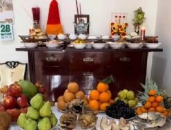 Ratusan Lilin Menyala di Vihara Dhanagun Bogor, Rayakan Malam Tahun Baru Imlek dengan Damai dan Khidmat