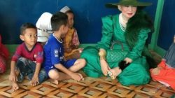 Gaya Istri Gubernur Kaltim Jadi Sorotan, Netizen Kaitkan dengan Isu Mobil Dinas Rp8,5 Miliar