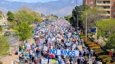 Gelombang “No Kings” di AS: Jutaan Warga Turun ke Jalan Tolak Otoritarianisme