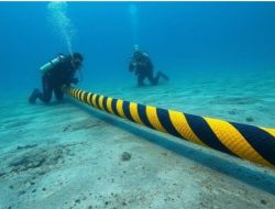 Pemkab Pelalawan Percepat Pemerataan Listrik, Kabel Bawah Laut ke Pulau Mendol Ditarget Rampung 2026