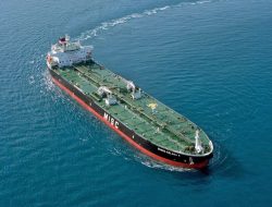 Harga Minyak Dunia Melonjak: WTI Tembus US$113, Brent Menyusul di US$110 per Barel