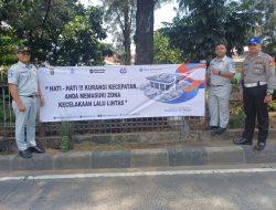 Tekan Angka Kecelakaan, Jasa Raharja Pasang Spanduk Imbauan di Titik Rawan Jakarta Utara