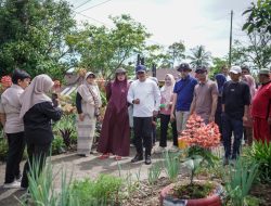 Bupati Solok Tinjau Kegiatan Gotong Royong Bersama OPD dalam Rangka Persiapan Penilaian Dasawisma Lomba PKK Tingkat Provinsi 2026