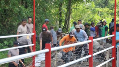 Sinergi untuk Negeri, Polri dan Masyarakat Bangun Jembatan Merah Putih Presisi Penggerak Ekonomi Desa