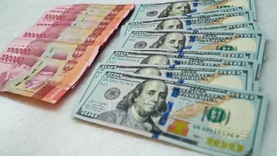 Kurs Rupiah ke Dolar Melemah di Titik Terendah Menyentuh 17.500
