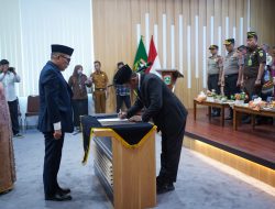 Jefrizal, S.Pt., M.T. Dilantik sebagai Penjabat Sekretaris Daerah Kabupaten Solok