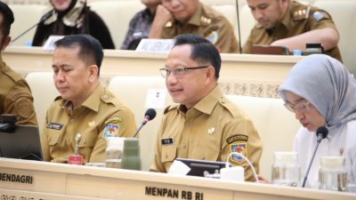 Mendagri Ungkap 39 Daerah Kesulitan Bayar Gaji PPPK, Belanja Pegawai Dinilai Terlalu Tinggi