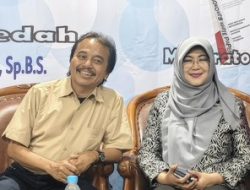 Kuasa Hukum Minta Kejari Jaksel Tidak Tahan Roy Suryo dan Dokter Tifa