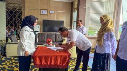 Serah Terima Jabatan Sekretaris dan Kepala Bidang pada Dinas Komunikasi dan Informatika