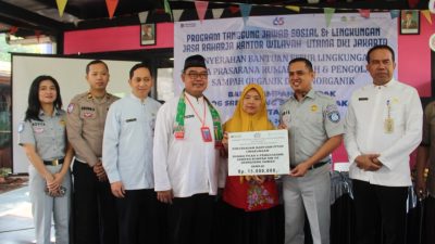 Bersinergi Jaga Lingkungan, Bersama Bangun Jakarta, Jasa Raharja Kantor Wilayah Utama DKI Jakarta Salurkan Bantuan Bank Sampah melalui Program CSV