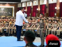 Seskab Teddy Indra Wijaya Berikan Pembekalan kepada 511 Capaja Akmil di Magelang