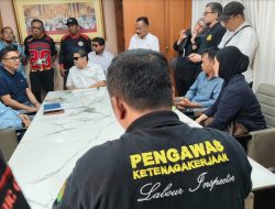 Penasihat Khusus Presiden Bidang Ketenagakerjaan dan Kesejahteraan Buruh, Said Iqbal, melakukan sidak ke PT Grita Artha Kreamindo