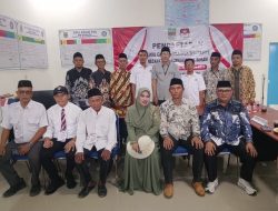 Antusias ribuan masa pendukung “MAHABIB” Kawal Pendaftaran Sebagai Calon Kepala Desa SegararajaBekasi