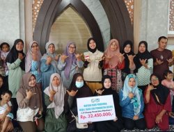 PLN IUD Sumbar Salurkan Bantuan Rp32,45 Juta kepada 21 Penerima melalui YBM PLN