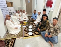 Tarmizi Dan Heru Fadli Jadi Saksi 2 Orang Mualaf Ucap Ikrar Syahadat Di Masjid Raya Al-Bakrie