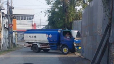 SKANDAL KORPORASI DI KOTA TEGAL: PT CNE TERBUKTI MENGOPLOSI DAN MENIMBUN SOLAR ILEGAL DI GUDANG MILIK NARYO DI KAWASAN TEGAL TIMUR