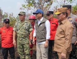 Menhut Raja Antoni Minta Tak Land Clearing : Kondisi Bukan Musim Kering Biasa