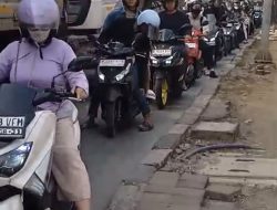 Perbaikan Jalan Depan SMA 42 Picu Kemacetan di Ruas Cengkareng Menuju Pintu Air