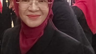 Kadisdik Lampung Lantik Viviyanti ,Spd,Mpd,Sebagai Kepala SMKN 1 Sidomulyo