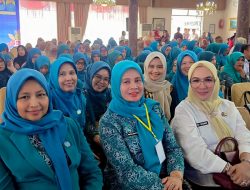 Kadis Kominfo Kabupaten Solok Kunjungi Stand UP2K Jambore PKK Tingkat Provinsi Sumatera Barat 2026