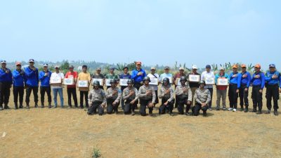 Melatih kepedulian Sosial saat Expedisi Darat Tupdasbhara Siswa Diktukba SPN PMJ Wujudkan Semangat Bhayangkara Peduli sosial