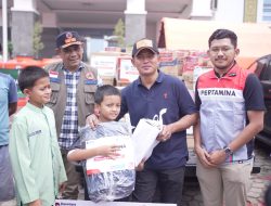 Pertamina Peduli Salurkan Bantuan untuk Meringankan Beban Korban Bencana Galodo di Arosuka