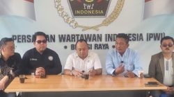 Insan Pers Bekasi Raya Kecam Dugaan Intimidasi dan Pengusiran Wartawan di Kantor DLH Kabupaten Bekasi