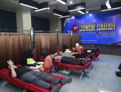 Peringati HUT ke-75 Humas Polri, Divhumas Polri Gelar Donor Darah Libatkan Insan Media