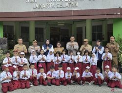 Cegah Perundungan di Sekolah, Polda Metro Jaya Edukasi Siswa SDN Rawa Barat 09 Pagi